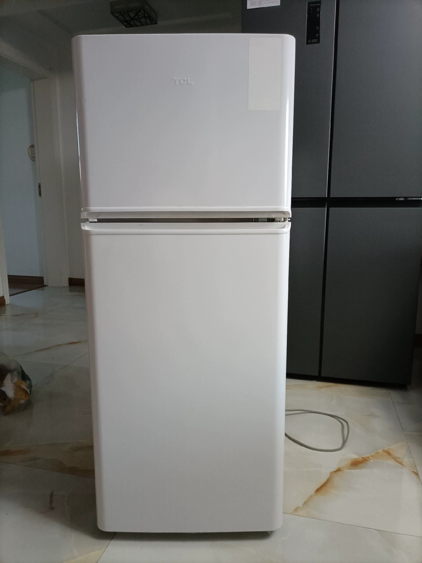 闲置纯一手个人自用TCL小双门冰箱，118L奶白色，买的时候6